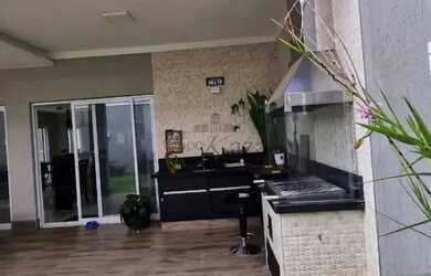 Imagem 11: Sobrado Espaçoso 3 Dormitórios (1 Suíte) + Planejados e Churrasqueira no Villa Branca, Jac