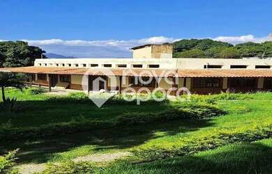 Imagem: O terreno possui 12.185m² de Área e está localizado em Santa