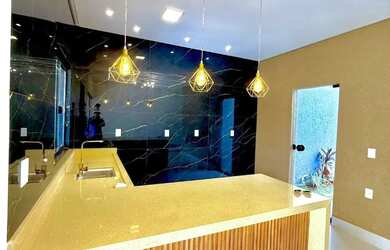 Imagem 3: Casa de 3 quartos. Churrasqueira, Varanda, 190m² de Áreae2 Vagas na...