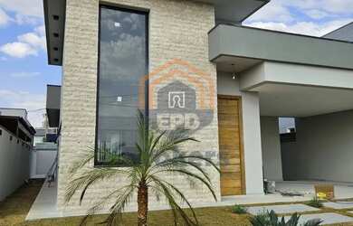 Imagem: A casa em condomínio possui 3 Dormitórios, 3 Banheiros, 3