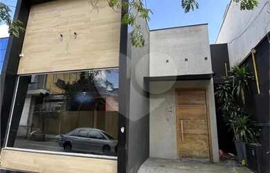 Imagem: O depósito possui 240m² de Área e está localizado em Vila