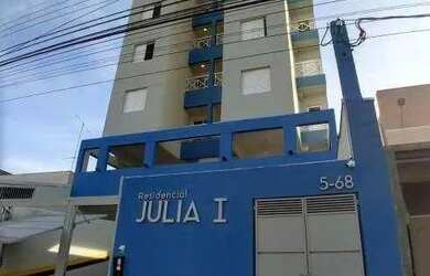 Imagem: O apartamento possui 2 Dormitórios, 1 Banheiro, 1 Vaga na garagem