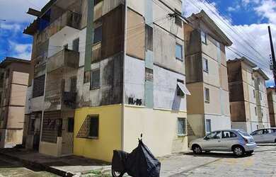 Imagem: O apartamento possui 2 Dormitórios, 1 Banheiro e 1 Vaga na