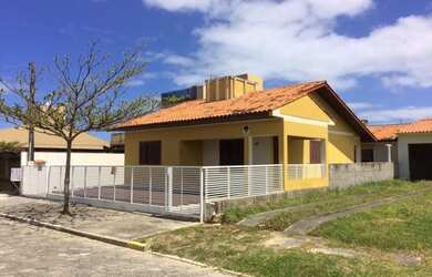 Imagem 1: Alugo Casa Diária Balneário Arroio Do Silva a 300m do Mar até 05 JAN