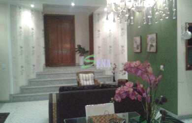 Imagem 16: Sobrado com Piscina. Piscina, Guarda roupa, Lareirae5 Vagas na garagem