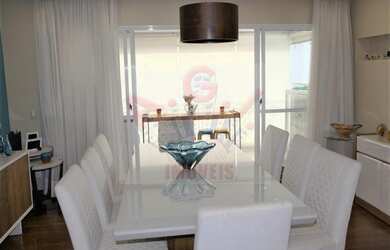 Imagem: O apartamento possui 3 Dormitórios, 3 Banheiros, 2 Vagas na