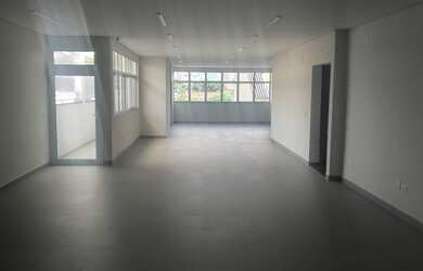 Imagem 2: GALPÂO NA ZONA NORTE. Imóvel novo, 360m² de Áreae3 Vagas na garagem