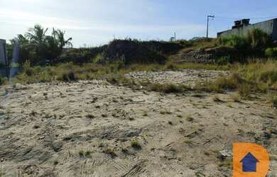 Imagem: O terreno possui 480m² de Área e está localizado em Porto