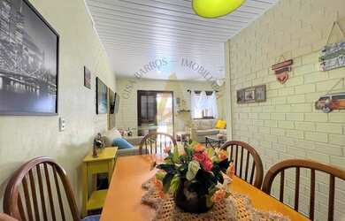 Imagem 9: Exclusividade Gisa Barros Imobiliária! Geminado com piscina no Centro de Imbé!