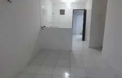 Imagem: A casa possui 3 Dormitórios, 1 Banheiro, 1 Vaga na garagem