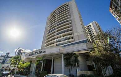 Imagem: O apartamento possui 2 Dormitórios, 3 Banheiros, 2 Vagas na