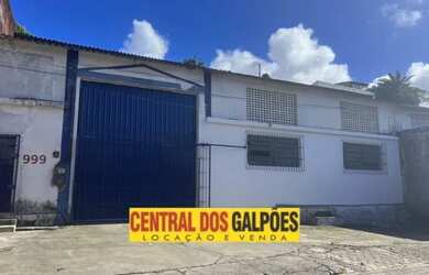 Imagem: O depósito possui 5 Vagas na garagem, 900m² de Área e está