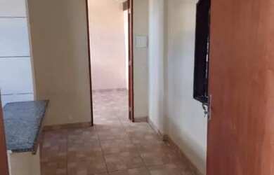 Imagem: A casa possui 1 Dormitório, 1 Banheiro, 35m² de Área e está