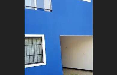 Imagem: A casa possui 3 Dormitórios, 3 Banheiros, 2 Vagas na garagem