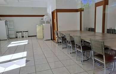 Imagem 5: Apartamento de 2 dormitórios e garagem no bairro Cavalhada