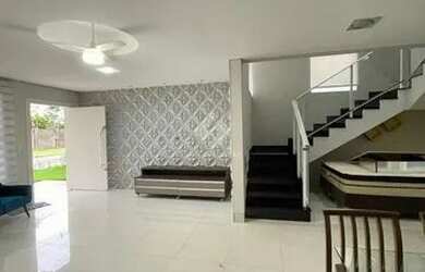 Imagem: A casa em condomínio possui 3 Dormitórios, 3 Banheiros, 297m²