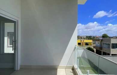 Imagem: A casa em condomínio possui 4 Dormitórios, 5 Banheiros, 4