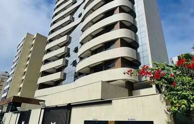 Imagem: O apartamento possui 3 Dormitórios, 3 Banheiros, 2 Vagas na