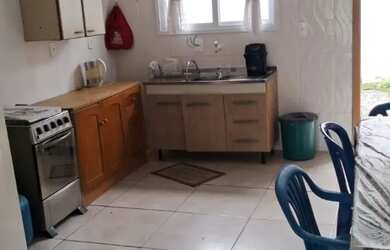 Imagem 4: Alugo geminado Enseada. Acomodam 8 pessoas, 1 Vaga na garageme2 Dormitórios