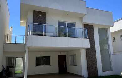 Imagem: A casa em condomínio possui 3 Dormitórios, 4 Banheiros, 2