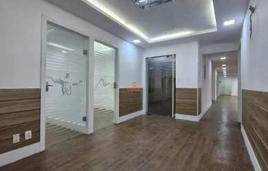 Imagem: O depósito possui 330m² de Área e está localizado em Centro