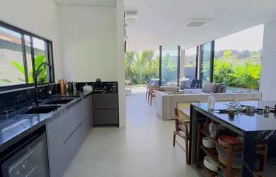 Imagem 13: Casa de Alto Padrão com 7 Dormitórios Porteira Fechada no Buona Vita