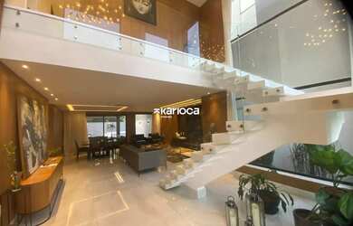 Imagem: O apartamento à venda possui 4 Dormitórios, 5 Banheiros, 4