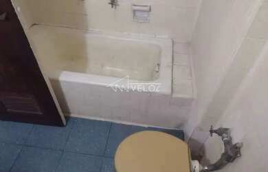 Imagem: O apartamento possui 1 Dormitório, 1 Banheiro, 32m² de Área