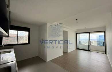 Imagem: O apartamento possui 2 Dormitórios, 2 Banheiros, 2 Vagas na