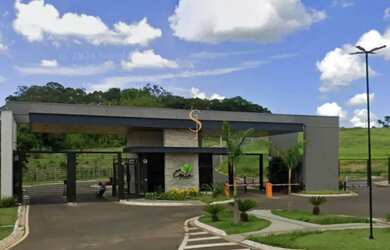 Imagem: O terreno possui 832m² de Área e está localizado em Recanto