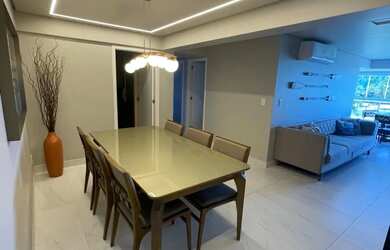 Imagem: O apartamento possui 3 Dormitórios, Acomodam 8 pessoas, 2 Vagas