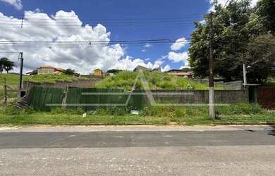 Imagem: O terreno possui 1200m² de Área e está localizado em Chácaras