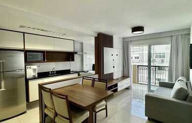 Imagem: O apartamento possui 2 Dormitórios, 2 Banheiros, 1 Vaga na