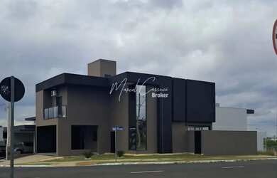 Imagem: A casa em condomínio possui 3 Dormitórios, 5 Banheiros, 4