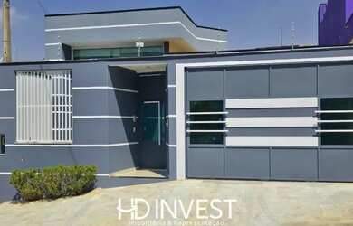 Imagem: A casa possui 3 Dormitórios, 4 Banheiros, 160m² de Área e