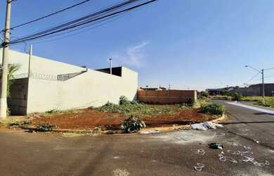 Imagem: O terreno possui 247m² de Área e está localizado em Jardim