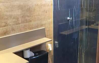 Imagem: A casa possui 4 Dormitórios, 4 Banheiros, 3 Vagas na garagem