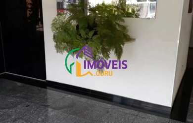 Imagem: O apartamento possui 1 Dormitório, 1 Banheiro, 1 Vaga na garagem