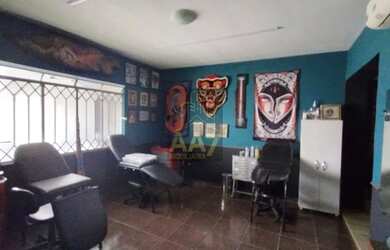 Imagem: A casa possui 3 Dormitórios, 3 Banheiros, 1 Vaga na garagem