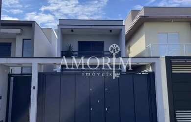 Imagem: A casa em condomínio possui 3 Dormitórios, 3 Banheiros, 2