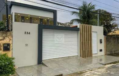 Imagem: Casa de andar recém construída