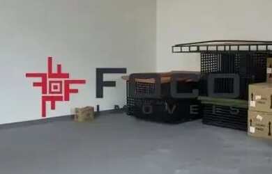 Imagem: O depósito possui 1 Vaga na garagem, 235m² de Área e está