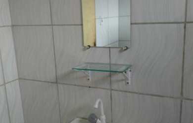 Imagem: A casa possui 2 Dormitórios, 1 Vaga na garagem, 70m² de Área