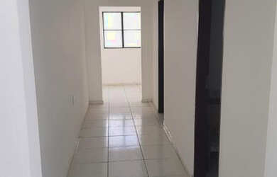 Imagem: A casa possui 3 Dormitórios, 1 Banheiro e está localizado