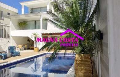 Imagem: A casa em condomínio possui 4 Dormitórios, 5 Banheiros, 3