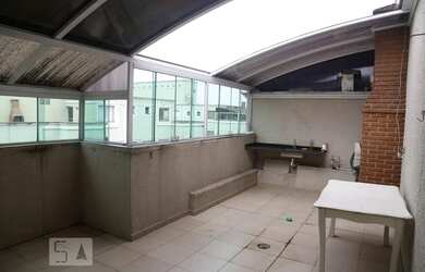 Imagem: O apartamento possui 2 Dormitórios, 2 Banheiros, 2 Vagas na