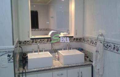 Imagem 6: Sobrado com Piscina. Piscina, Guarda roupa, Lareirae5 Vagas na garagem