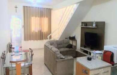 Imagem: A casa possui 3 Dormitórios, 2 Banheiros, 1 Vaga na garagem