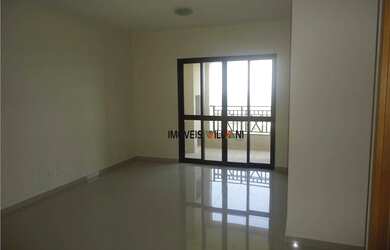 Imagem: O apartamento possui 4 Dormitórios, 3 Banheiros, 2 Vagas na