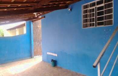 Imagem 1: casa na Gabriela 2/4. 120m² de Área, 1 Vaga na garageme2 Dormitórios